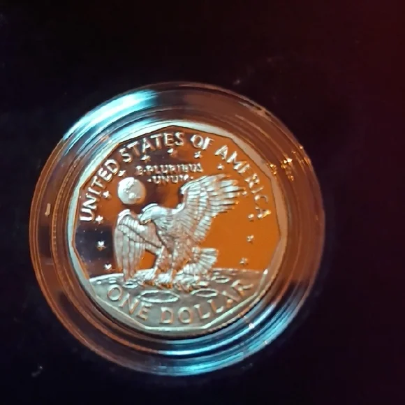 1999 Susan B. Anthony Proof Dollar w/Certificate Of Authenticity from U.S Mint - Picture 3 of 12